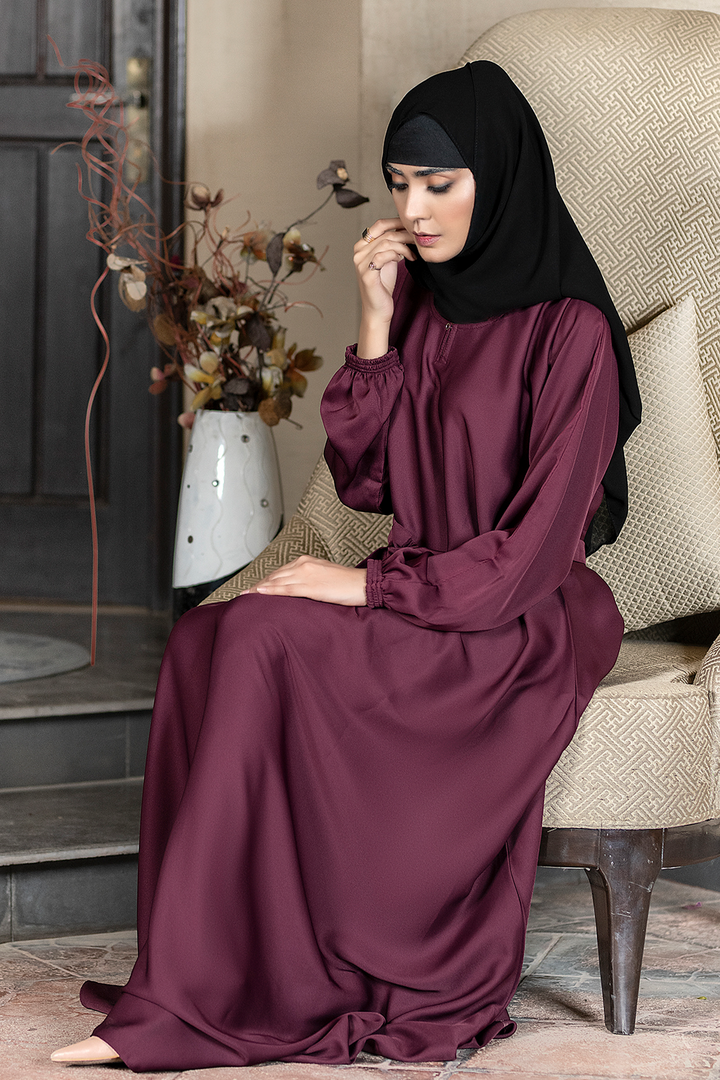 Umniyah Abaya