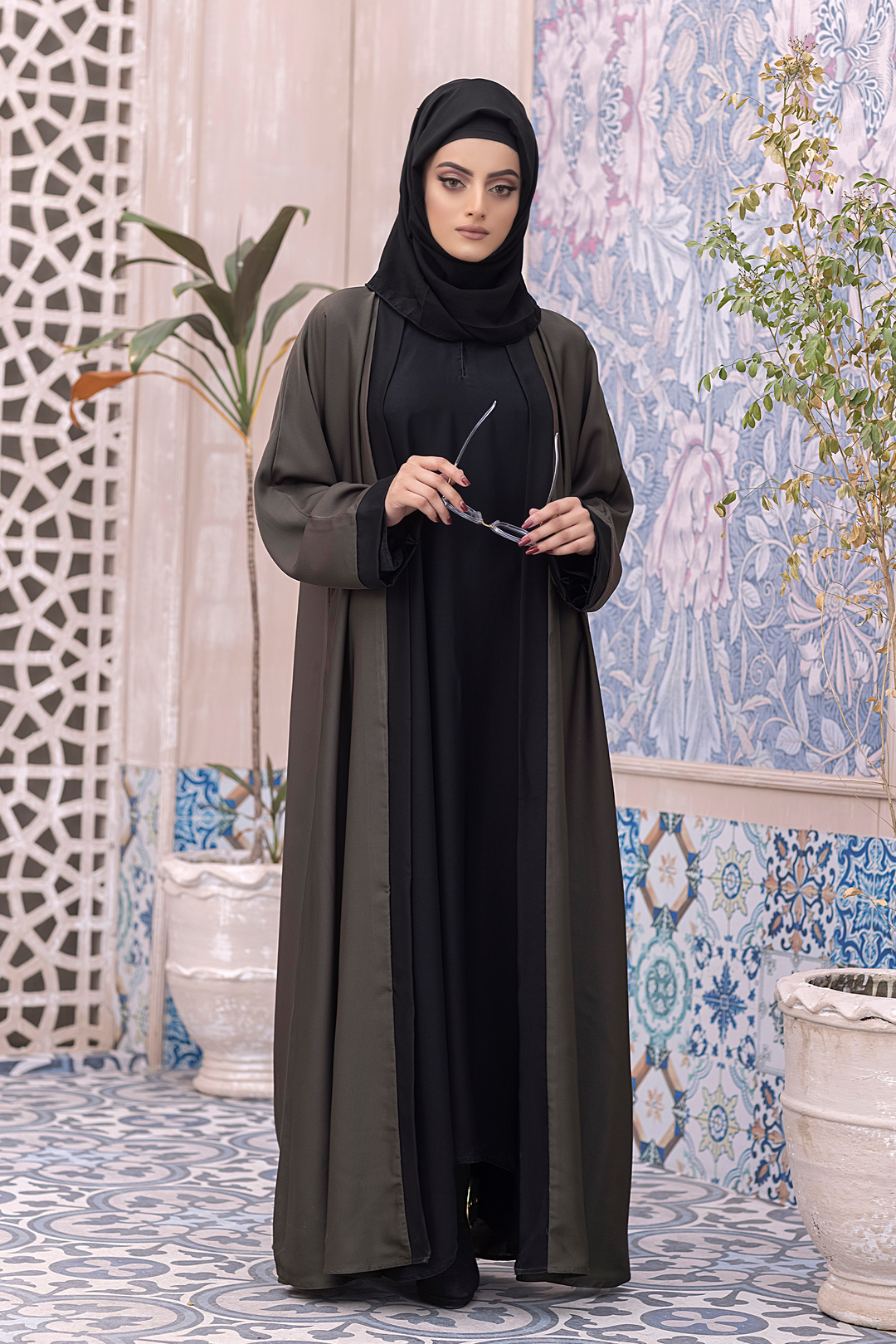 Ziml Abaya