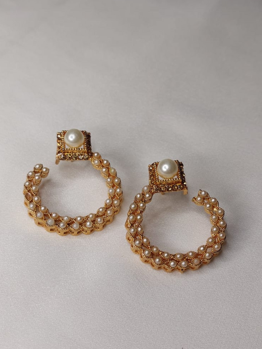 Hollow Round Pearl Earrings